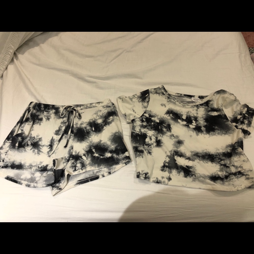 Short and short set